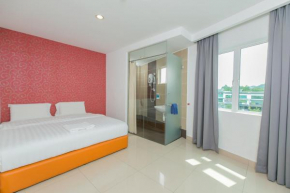 Отель 1 Hotel Mahkota Cheras  Куала-Лумпур